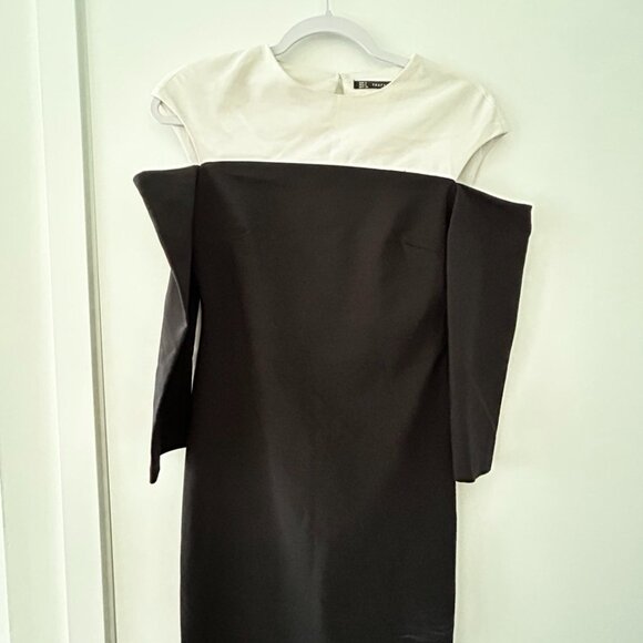 Black and White Off-Shoulder Dress - Picture 1 of 3